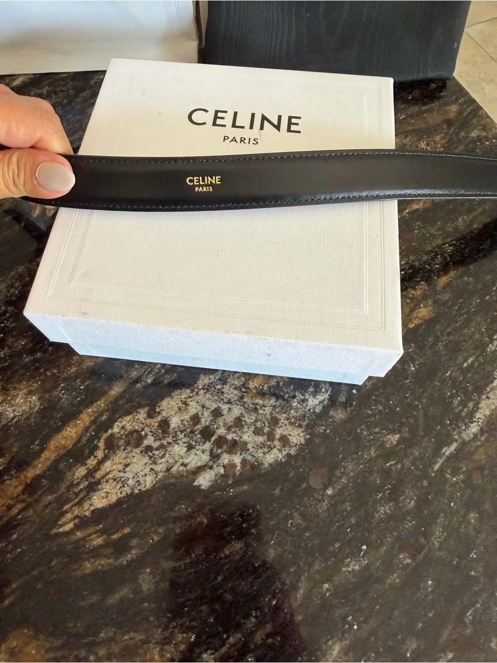 Celine Leather Woman’s Belt Size 75 - Picture 5 of 9